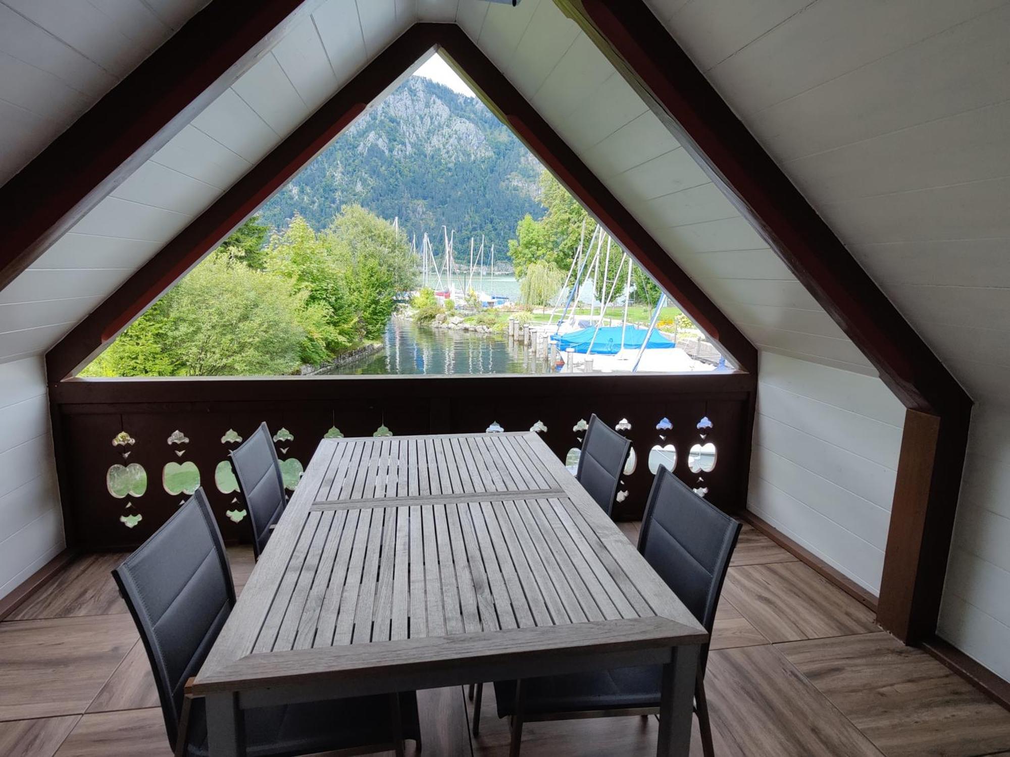 Wohnen Am See Villa Schroetter Direkt Am Traunsee Rindbach Exterior photo
